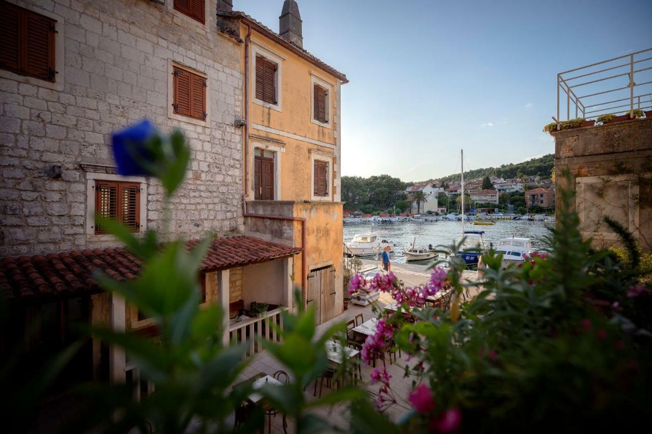 Bobotovi In Center Of Stari Grad, Hvar Apartment *